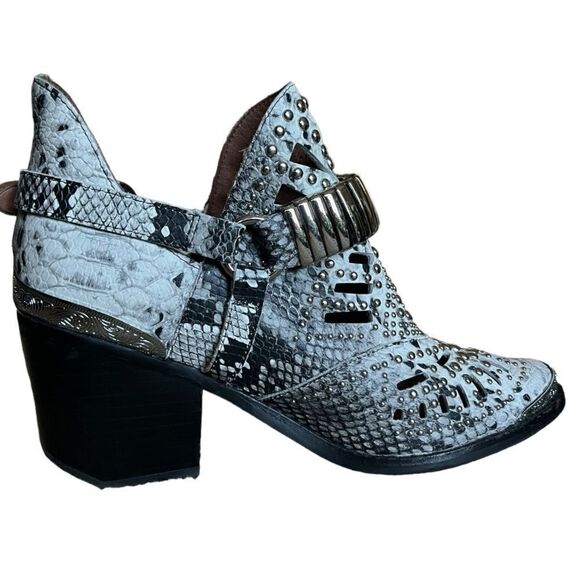 Jeffrey Campbell Calhoun-4 Western Heel bootie Black White Snake Silver Boot - Picture 4 of 10